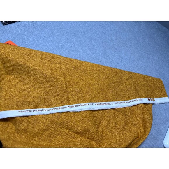 Winterwool Cheryl Haynes Prairie Grove Peddler Gold Fabric 1/2 yard x 42" Cotton - Picture 4 of 6